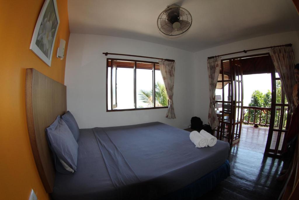Moon Beach Resort Ko Pha Ngan Pokoj fotografie
